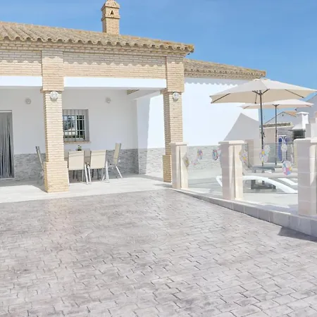 Puente Tabla Con Piscina Privada Сasa de vacaciones